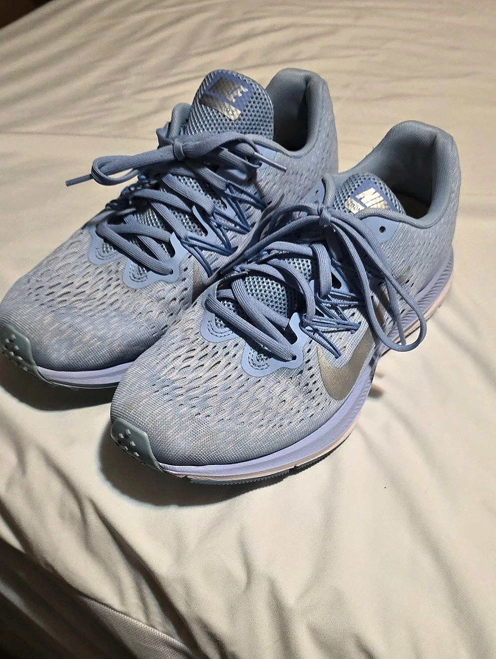 Nike Air Zoom Winflo 5 Women's Athletic Shoes Blue US 9